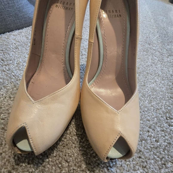 Stuart Weitzman Women's Peach Peep-Toe Heels- Nude & Lime - Picture 4 of 11